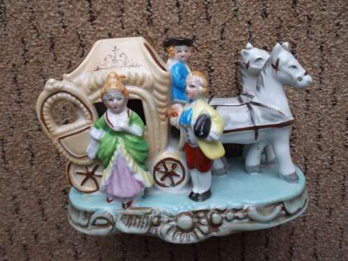 Horse and Carriage Stunning Ornament