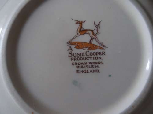 Suzie Cooper 4 items 1932/1964.