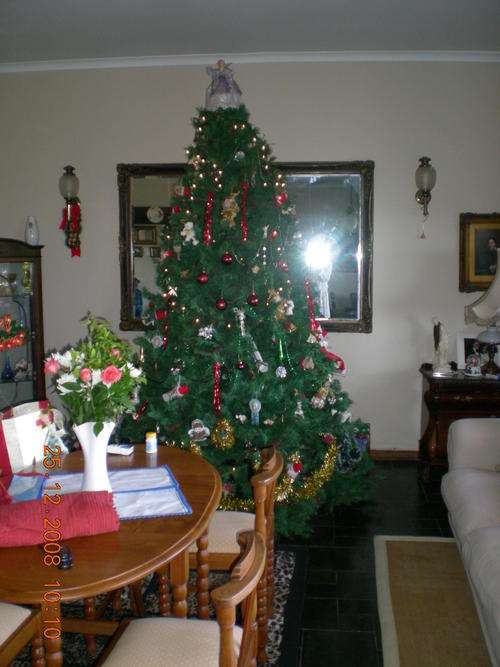 Very Large Xmas Tree.