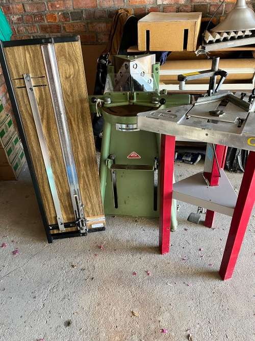 Picture framing equipment: Machinery for sale