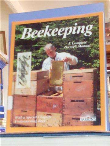 Beekeeping - A complete Owner's manual - Werner Melzer