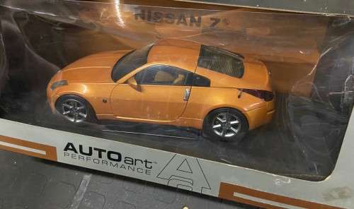 1:18 Scale Nissan Z