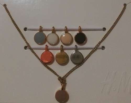 Gorgeous gold string necklace with multiple charms - SET