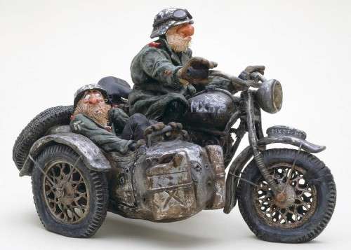Guillermo Forchino "Sidecar"