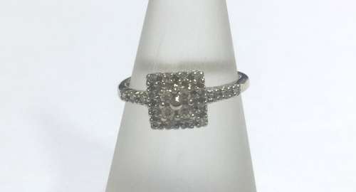Petite Dress Ring