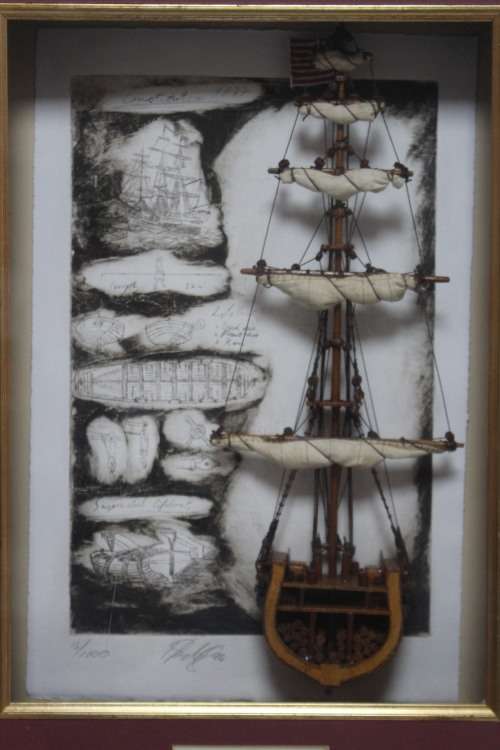 Box frame 3D sailing ship - cut in half to see inside