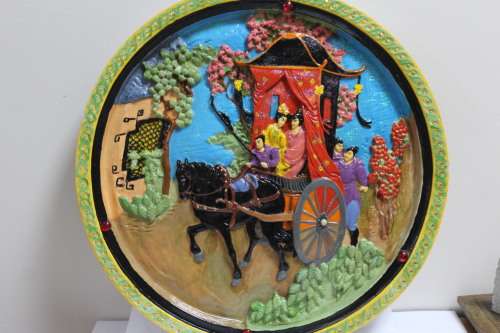 Large decorative dish