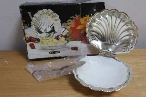 Butter dish