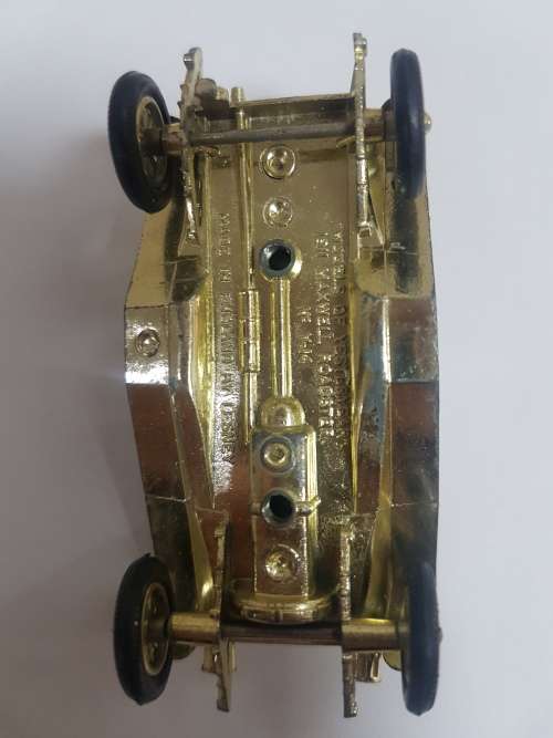 Collectible Matchbox car - 1911 Maxwell Roaster - No14 - no roof - no  box
