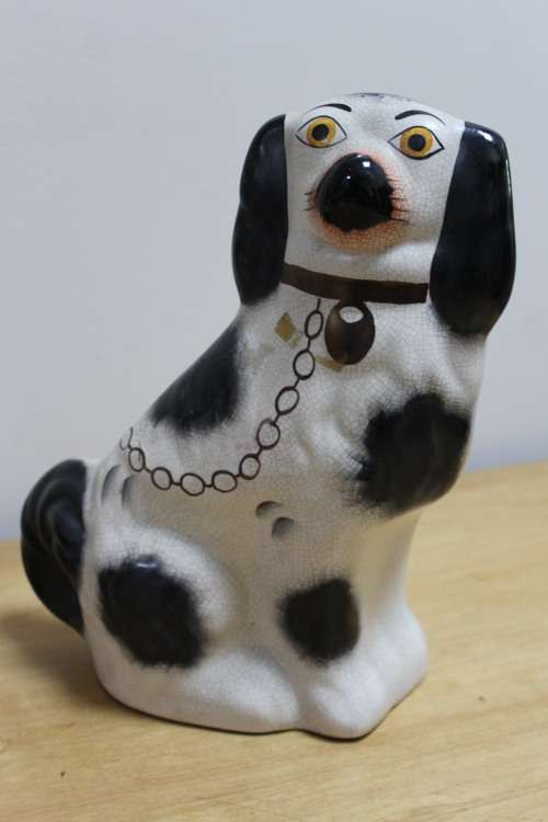 2 x Porcelain dogs