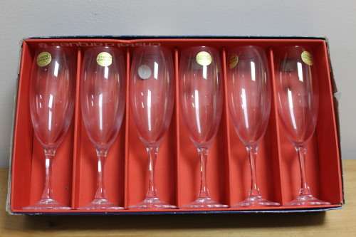 6 x Crystal champagne glass in original box