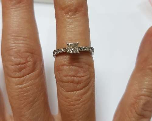 Platinum Princess diamond ring