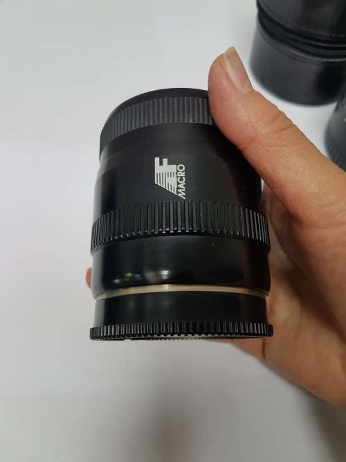 Sony Alpha A100 DSLR Professional Digital Camera  18-70mm Sony lens kit - cw 2 x add Macro Lenses