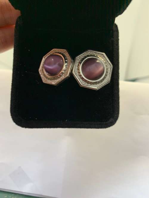 Cufflinks