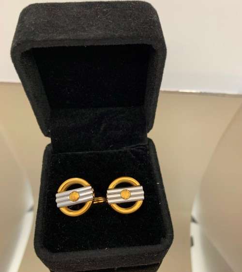Cufflinks