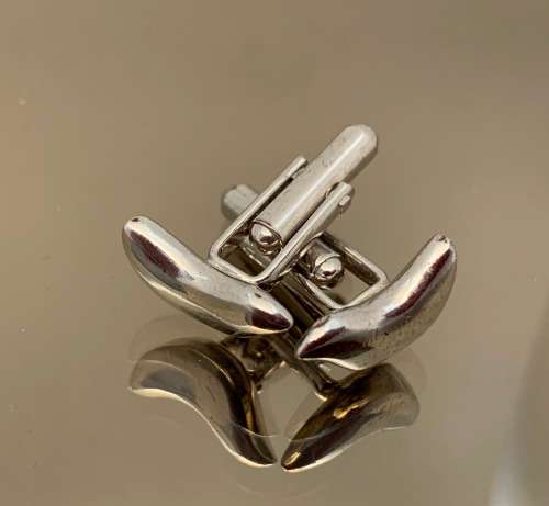 Stainless steel dove cufflinks