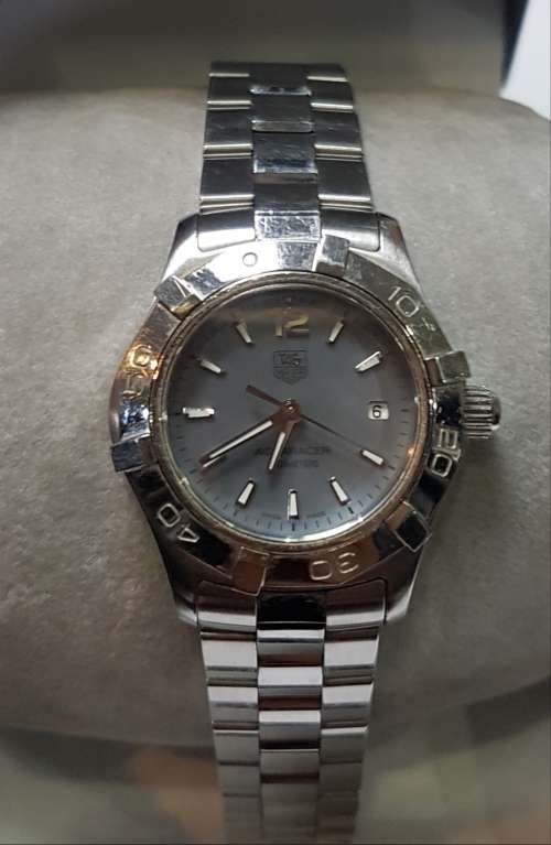 Tag Heuer lady`s Aquaracer Blue Mother of Pearl face - Authenticated