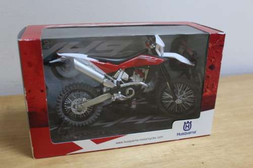 Husqvarna TE449 - 2011 Motorbike in it`s original box