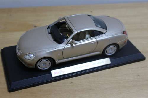 Collectible mini Maisto Lexus SC430 - not in mint condition - can be used for spare parts