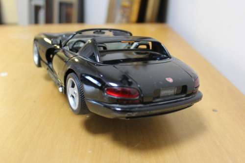 Burago Dodge Viper RT10 car model