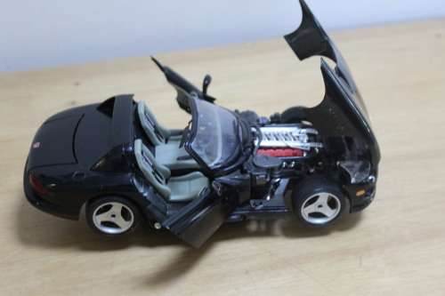 Burago Dodge Viper RT10 car model