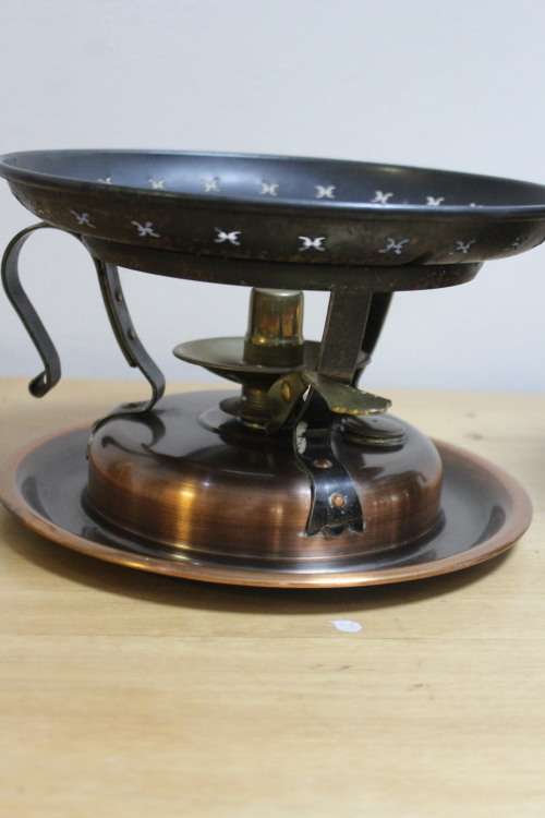 Magnificent Fondue Pot Set