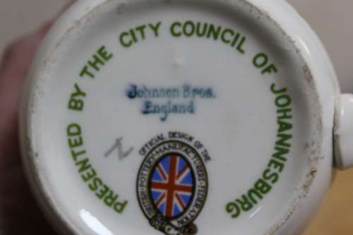 Collectible Coffee Mug presented by the city Council of Johannesburg Johnson Bros England