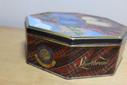 Collectible Vintage Shortbread Sables Cookie Tin