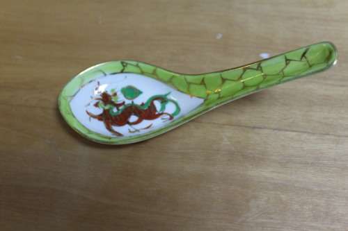8 x Asian(Chinese) Spoons