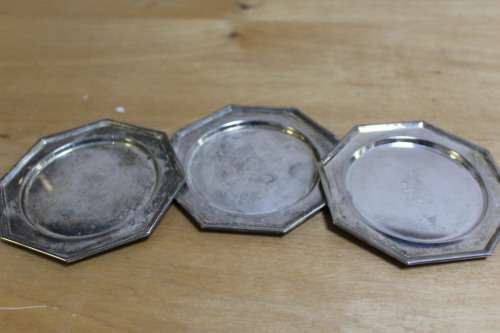 3 x Collectible small stainless steel dishes