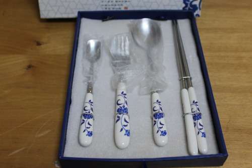 Asian(Chinese) eating cutlery set