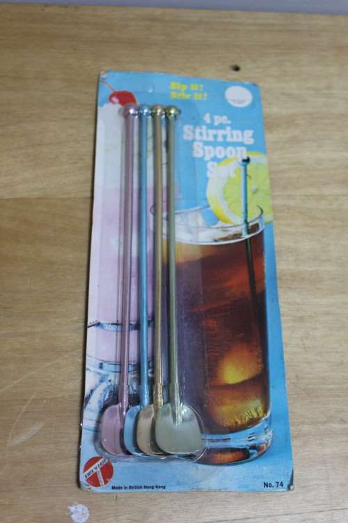 Swivel sticks for drinks