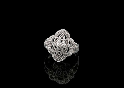9ct (5.3grams) White Gold Diamond Ring