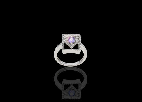 9ct (4.2grams) White Gold Oval Tanzanite 0.34ct with Diamonds surrounding the stone I/J VS/SI Ring