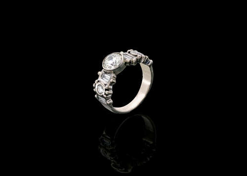 18ct (7.4 grams) White Gold Round Brilliant Diamond O-P  I1 Ring with GIA cert