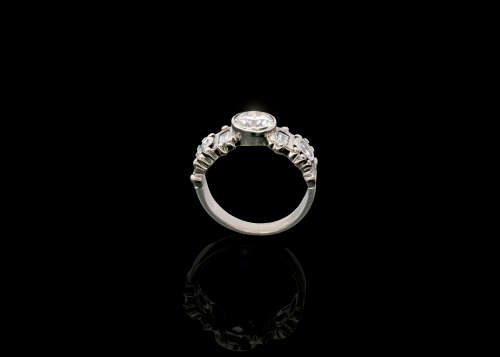 18ct (7.4 grams) White Gold Round Brilliant Diamond O-P  I1 Ring with GIA cert