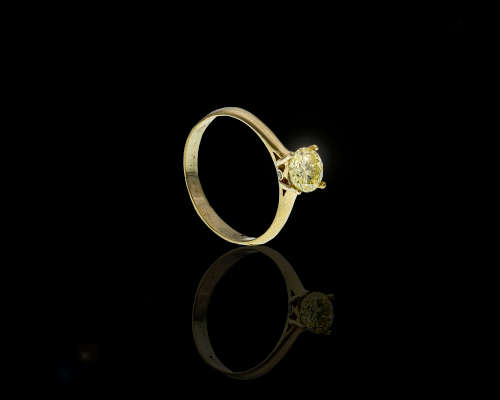 9ct (1.5grams) Yellow Gold 0.57ct Round Brilliant Diamond Fancy Yellow SI2 Ring with GIA Cert