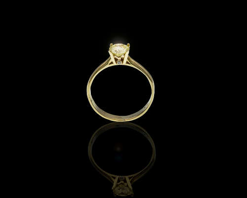 9ct (1.5grams) Yellow Gold 0.57ct Round Brilliant Diamond Fancy Yellow SI2 Ring with GIA Cert