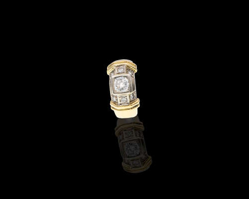 18ct (7.9 grams) Yellow gold, Diamond ring