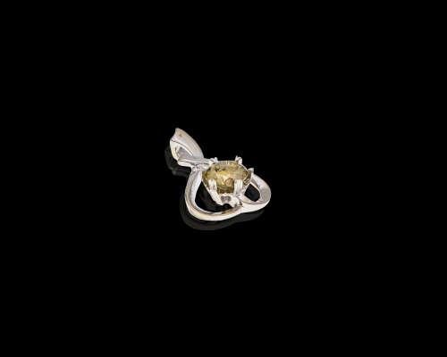 18ct, 2 grams White Gold,  Treated 0725ct Diamond Pendant