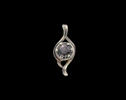 2.3gr, 18ct, white gold 0.95ct Cognac Diamond as the center stone