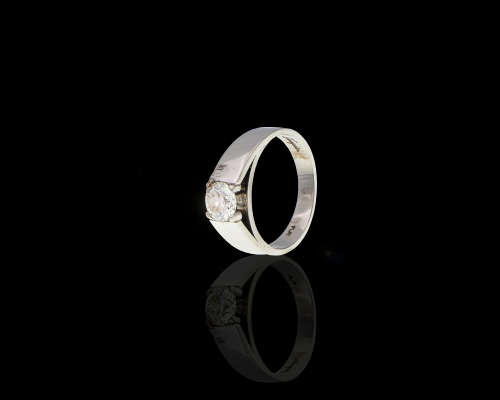 Platinum (5.8grams) Round Brilliant Diamond H I1 Ring with GIA cert