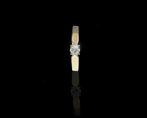 5gr, 9kt, White Gold 0.39ct Round Brilliant Diamond F VS2, Solitaire Ring
