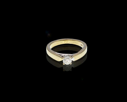 5gr, 9kt, White Gold 0.39ct Round Brilliant Diamond F VS2, Solitaire Ring