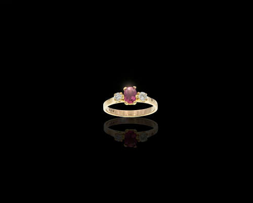 2.2gr 9ct Yellow Gold 1 x Oval Ruby with 1 x 0.04ct Round Brilliant Diamond on either side