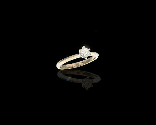 18ct, ,2.1gr, White Gold, 0.273ct Round Brilliant Diamond N VS1 c/w diamond certificate