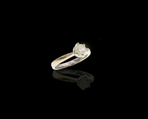 18ct 3.9gr White Gold 0.60ct Round Brilliant Diamond Light Yellow VS Ring