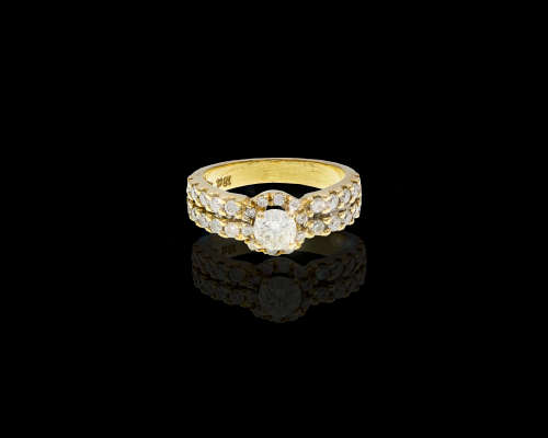 18ct (5.6grams) Yellow Gold 0.54ct Round Brilliant Diamond L SI1 Ring with smalls c/w GIA cert