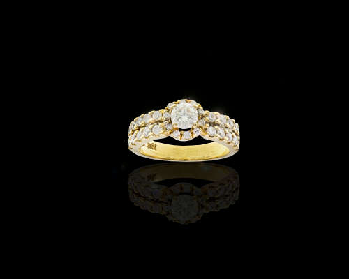 18ct (5.6grams) Yellow Gold 0.54ct Round Brilliant Diamond L SI1 Ring with smalls c/w GIA cert