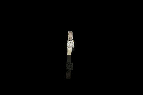 9ct  2.2gr White Gold and Diamond 0.55ct RB N SI2 Solitaire with a GIA cert